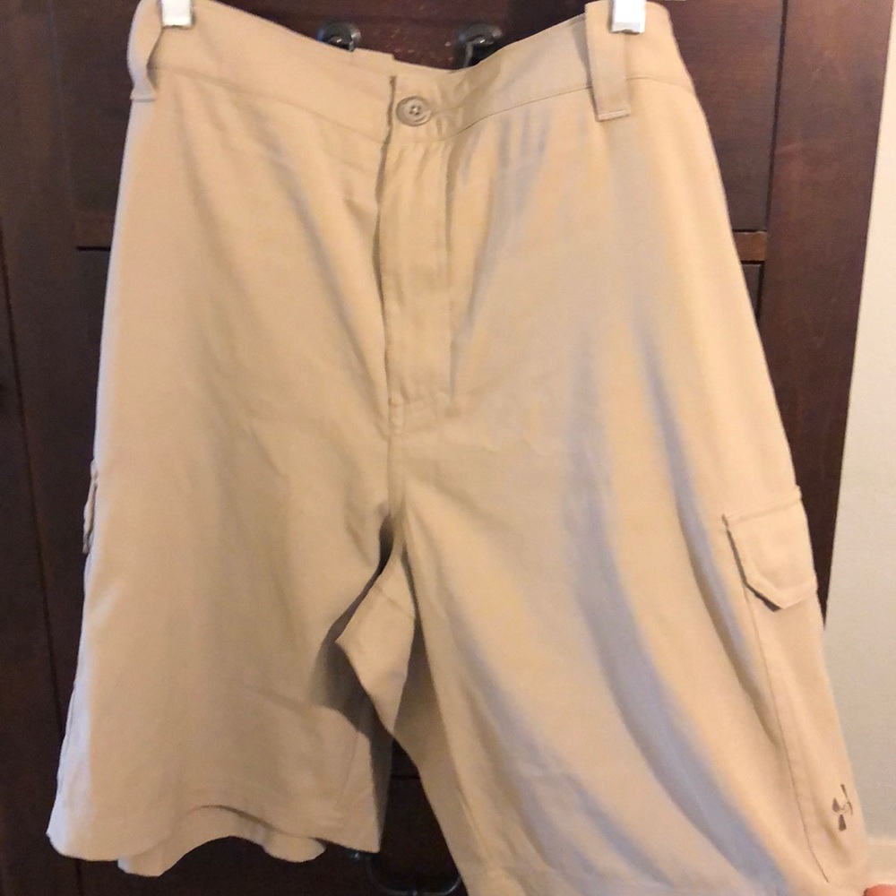 Under Armour Khaki Fish Hunter Cargo shorts